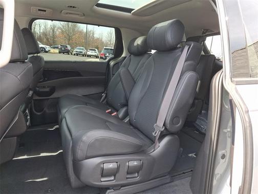 2025 Kia Carnival Hybrid SX Prestige