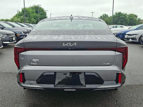 2025 Kia K4 GT-Line
