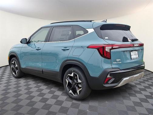 2025 Kia Seltos EX