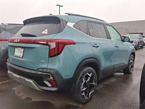 2025 Kia Seltos EX