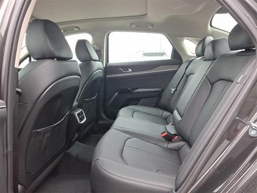 2025 Kia K5 EX