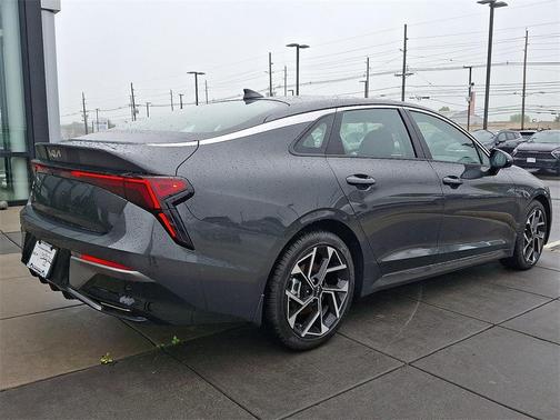2025 Kia K5 EX