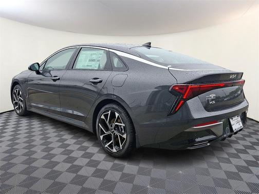 2025 Kia K5 EX