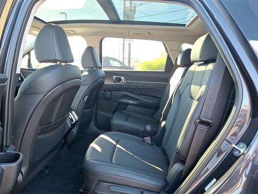 2025 Kia Sorento SX