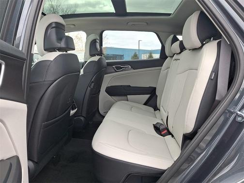 2026 Kia Sportage Hybrid EX