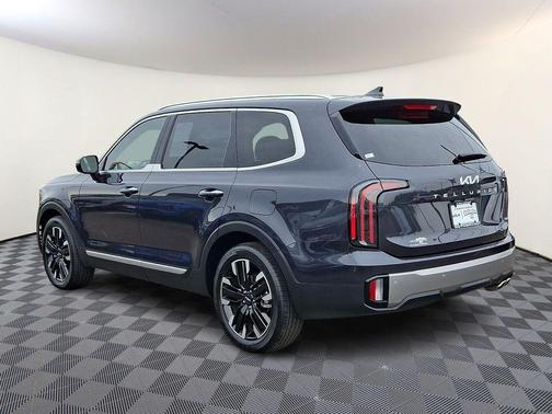 Metal 2025 Kia Telluride SX