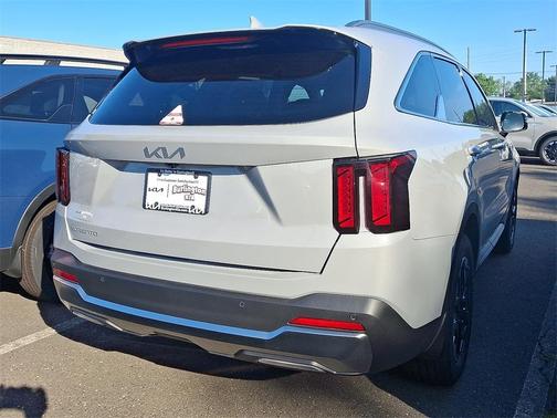2025 Kia Sorento S