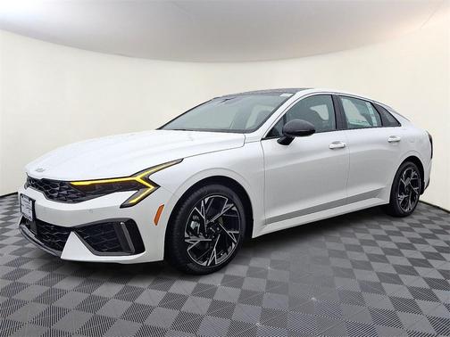 2025 Kia K5 GT-Line