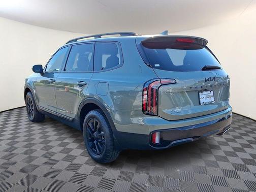 Jungle Green 2025 Kia Telluride EX