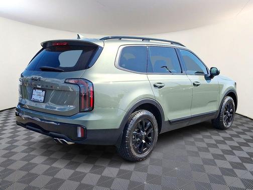 Jungle Green 2025 Kia Telluride EX