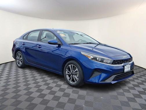 Deep Sea Blue 2022 Kia Forte LXS