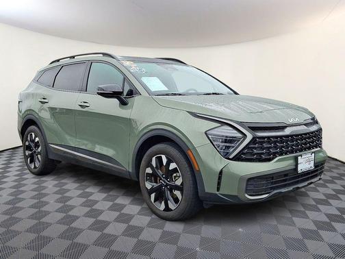 Jungle Green 2024 Kia Sportage X-Line