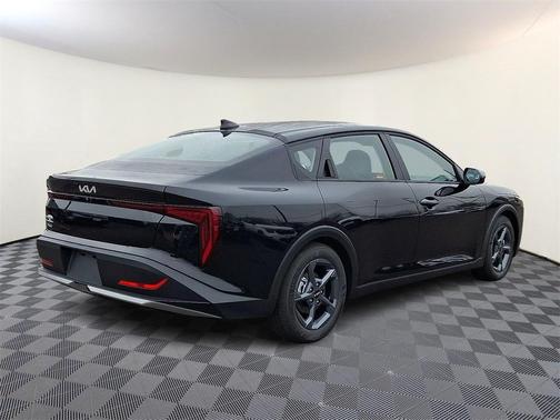 2026 Kia K4 