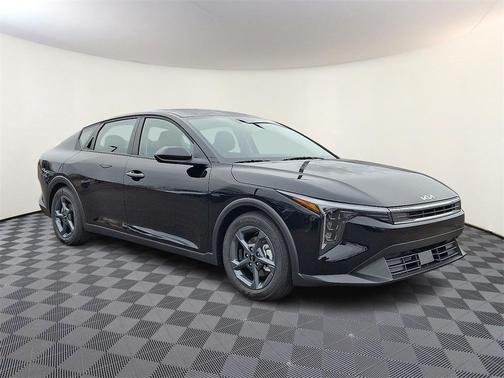2026 Kia K4 