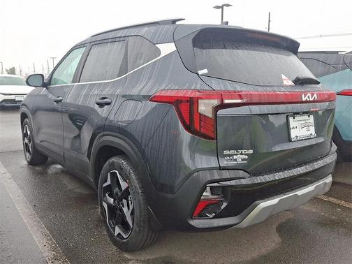 2025 Kia Seltos EX