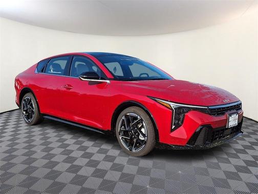 2025 Kia K4 GT-Line