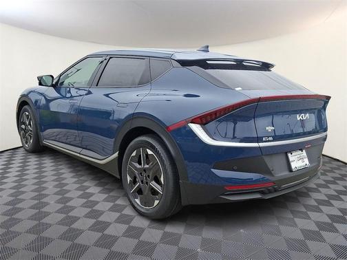 2025 Kia EV6 Light Long Range