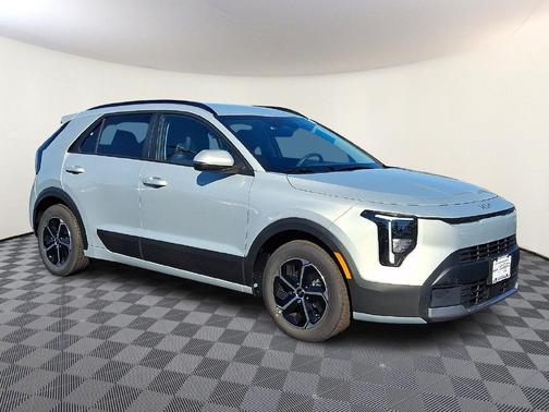 Ivory Silver 2027 Kia Niro LX