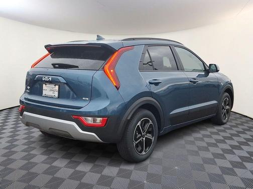 Mineral Blue 2026 Kia Niro EX