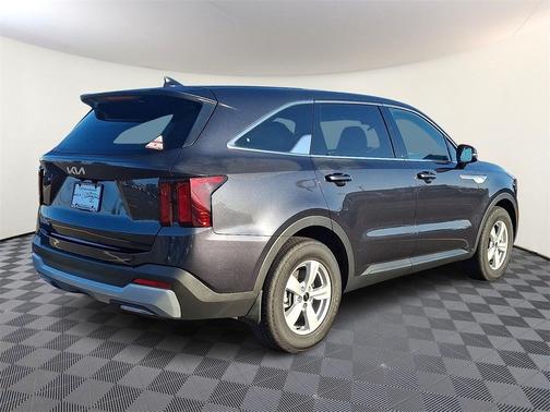 2026 Kia Sorento LX