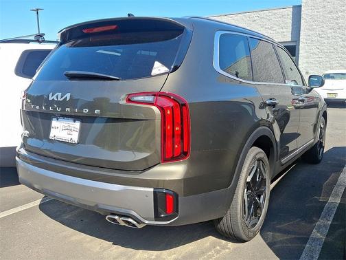 2025 Kia Telluride S