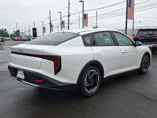 2025 Kia K4 EX