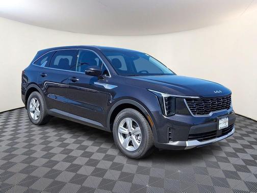 Metal 2026 Kia Sorento LX
