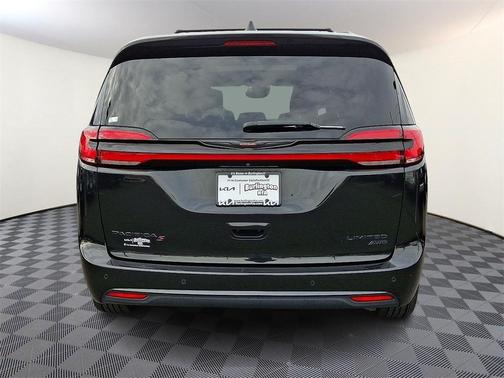 2021 Chrysler Pacifica Limited
