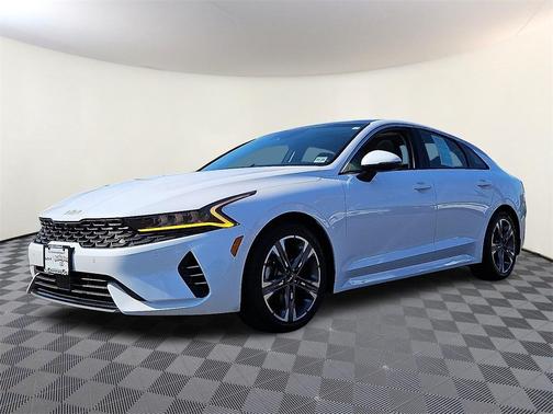 2022 Kia K5 EX