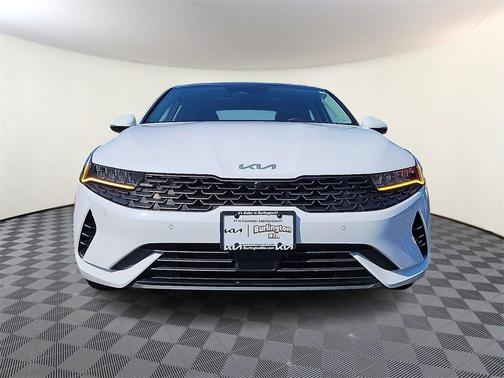 2022 Kia K5 EX