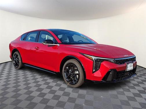 2025 Kia K4 GT-Line Turbo
