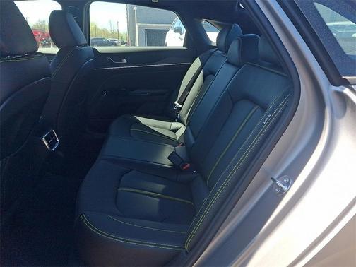 2025 Kia K5 GT