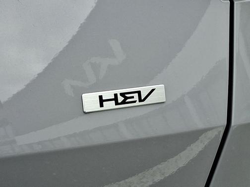 Wolf Gray 2026 Kia Sportage Hybrid S