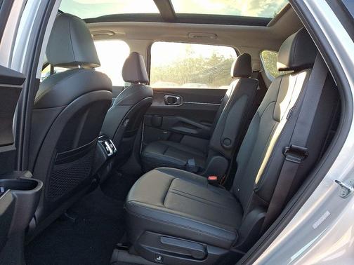 2026 Kia Sorento X-Line EX