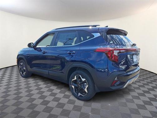 2025 Kia Seltos EX