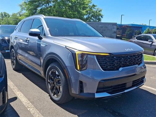 2025 Kia Sorento S