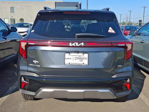 2025 Kia Seltos S