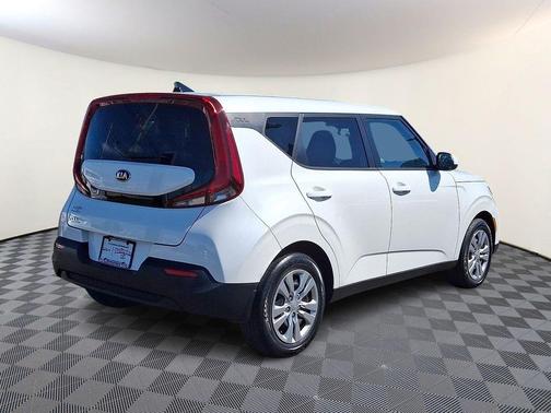Snow White Pearl 2020 Kia Soul LX