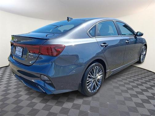 2022 Kia Forte GT-Line