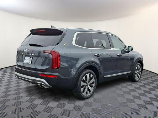 2022 Kia Telluride S