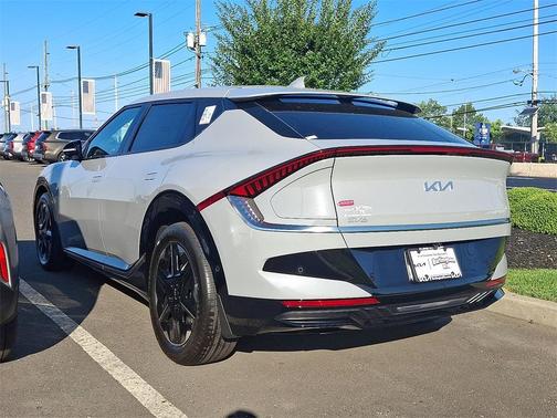 2025 Kia EV6 Wind