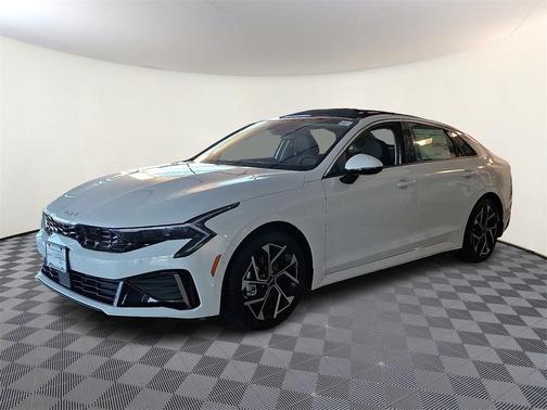 2025 Kia K5 EX