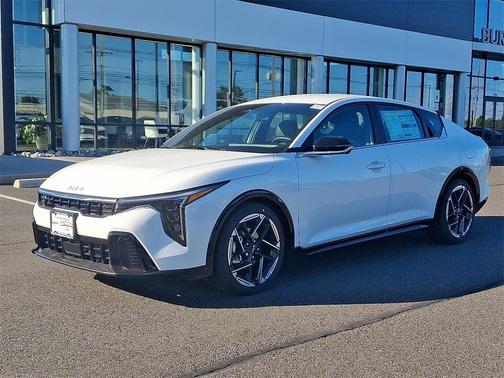2025 Kia K4 GT-Line