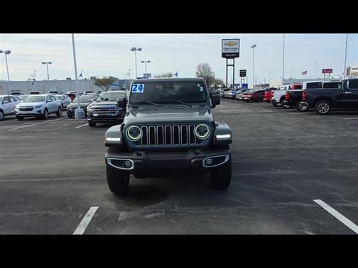 2024 Jeep Wrangler Sahara