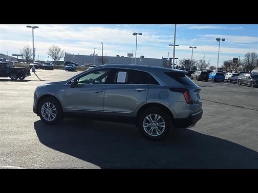 2025 Cadillac XT5 Luxury