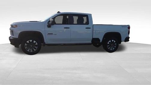 Summit White 2021 Chevrolet Silverado 2500 Custom