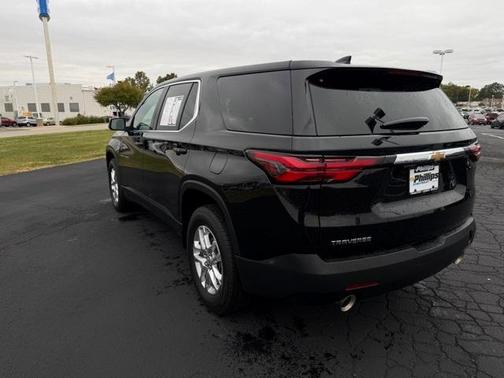 2023 Chevrolet Traverse LS