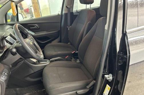 2022 Chevrolet Trax LS