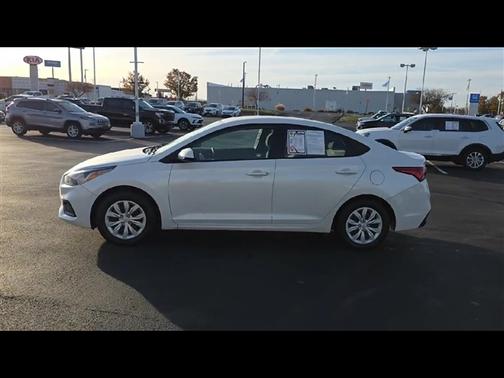 2021 Hyundai Accent SE