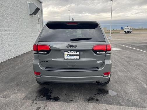 2020 Jeep Grand Cherokee Altitude